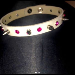 white choker with gems